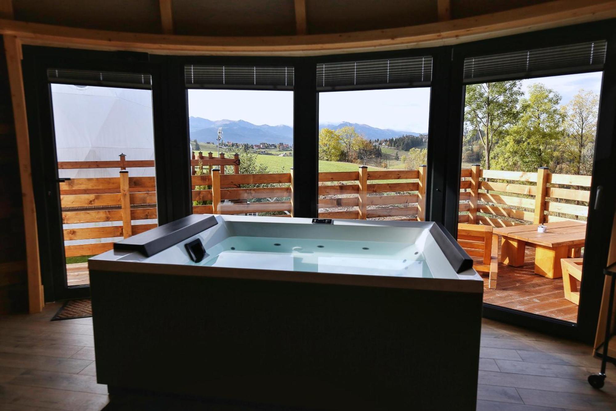 Tatry Mountain Glamp Z Jacuzzi Luxury tent *